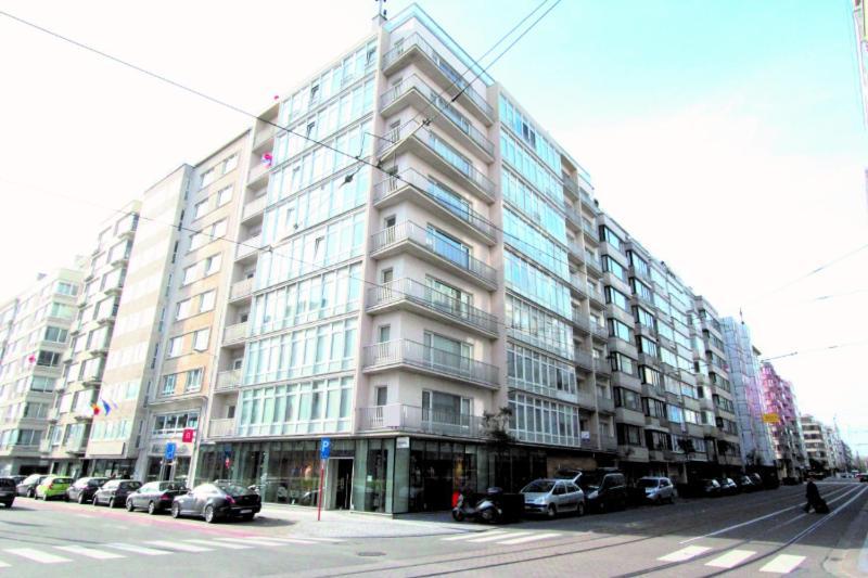Lichtrijk En Comfortabel Hoekappartement Met Gratis Parking En Zeer Centraal Gelegen - Comme Chez Soi Ostende Exterior foto